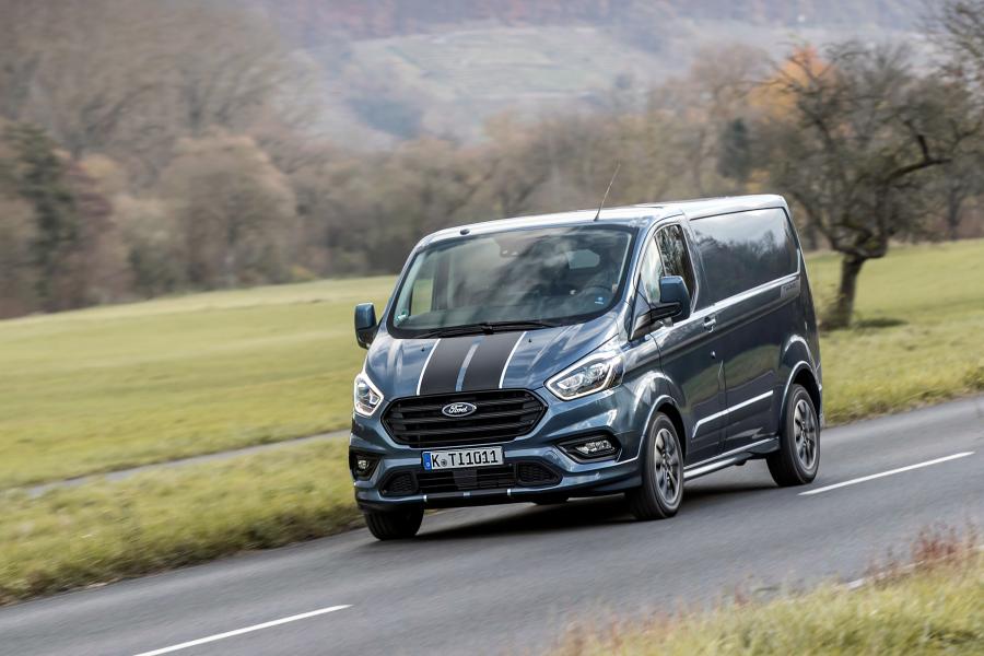  Ford Transit Custom Sport 2017 года  (WW) (фото 8 из 24)